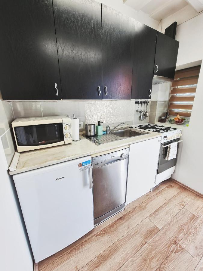 Gyongy Apartmanhazak Apartment Gyongyos ภายนอก รูปภาพ