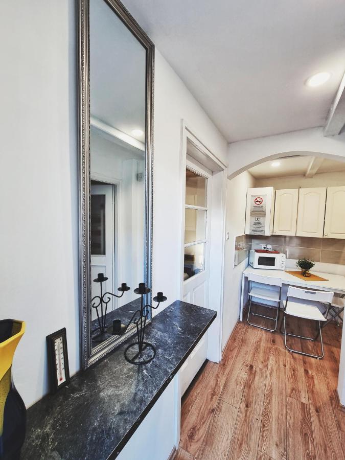 Gyongy Apartmanhazak Apartment Gyongyos ภายนอก รูปภาพ
